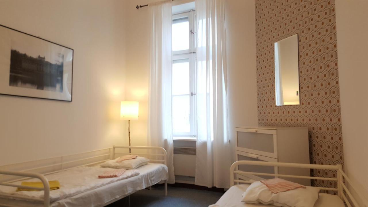 Hostel Witt Varsovie Extérieur photo