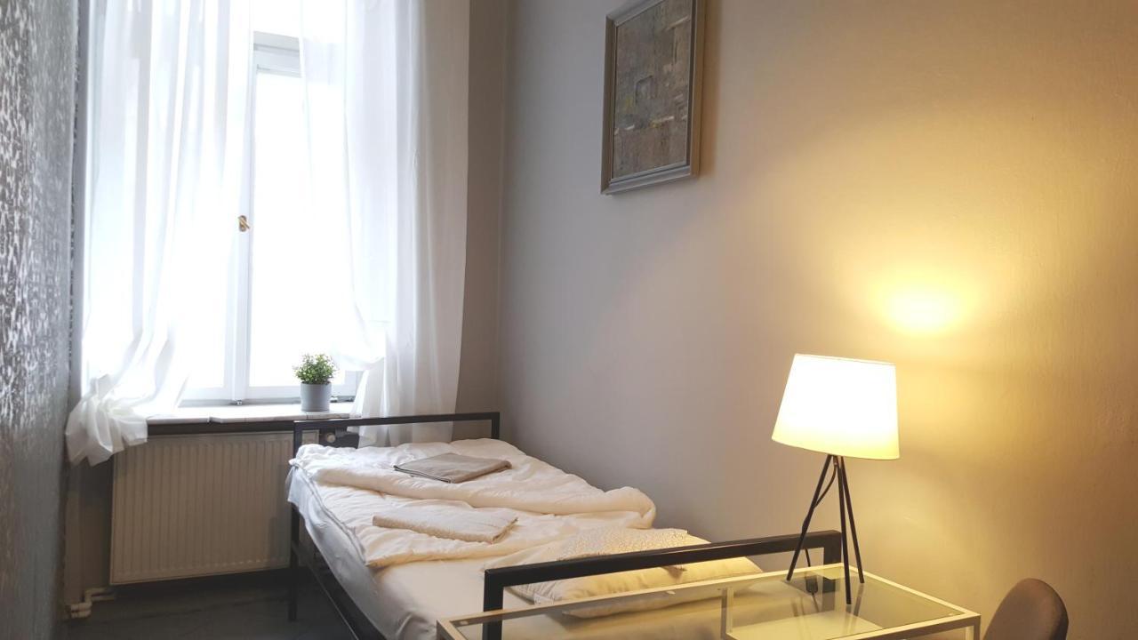 Hostel Witt Varsovie Extérieur photo