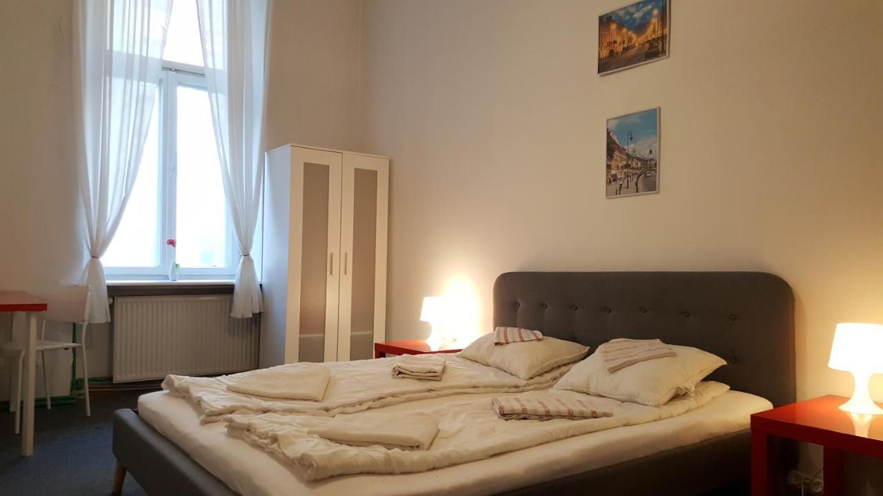 Hostel Witt Varsovie Extérieur photo
