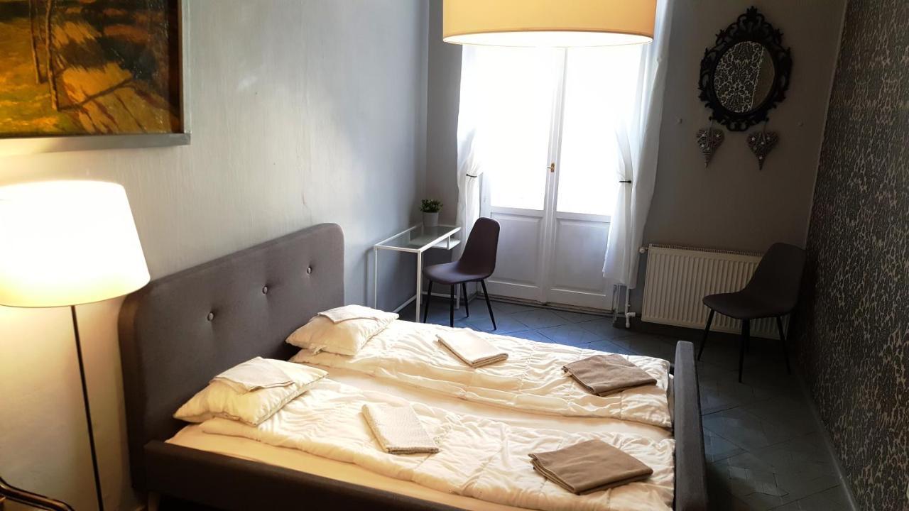 Hostel Witt Varsovie Extérieur photo