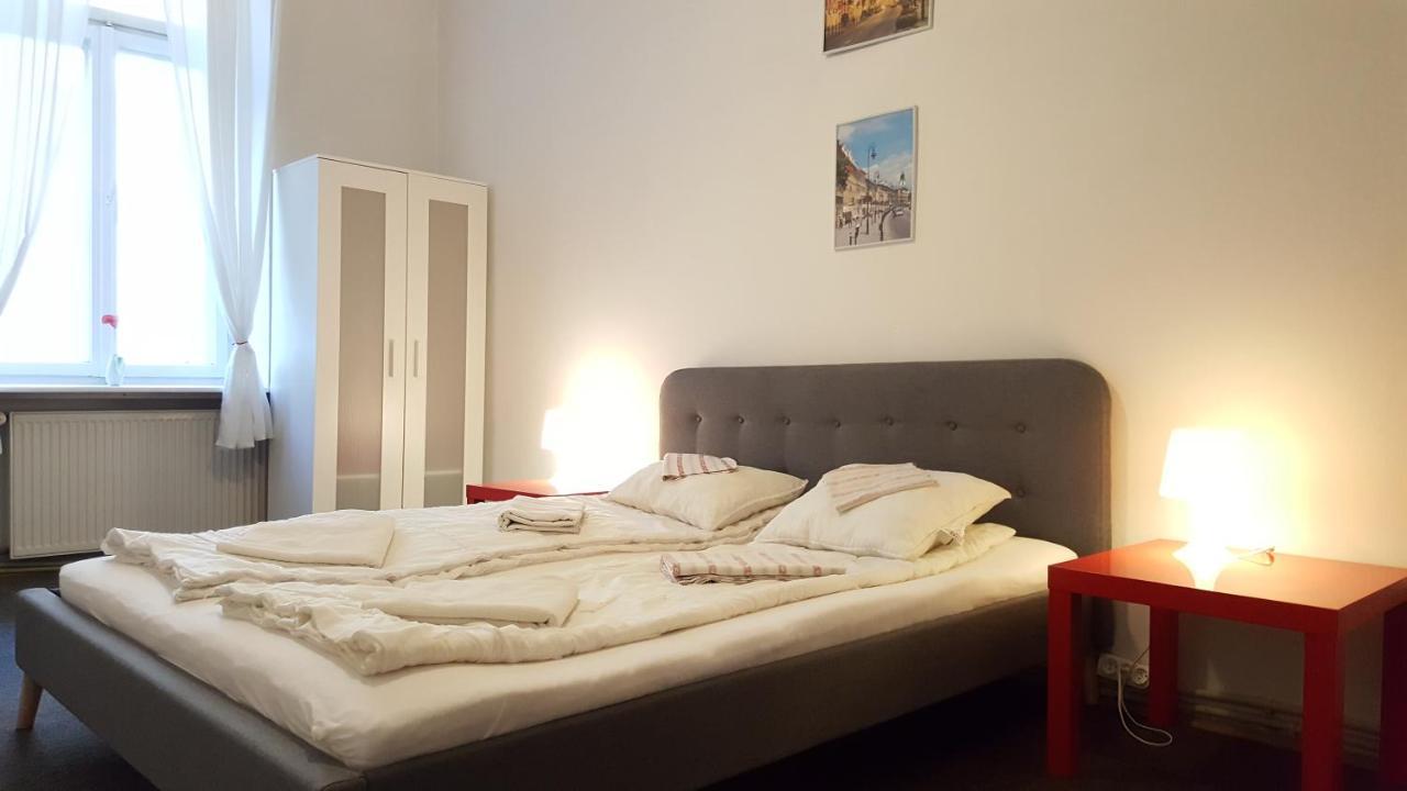 Hostel Witt Varsovie Extérieur photo